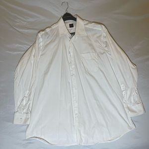 Men’s white dress shirt